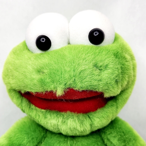 Vintage 1998 Freddy Frog Plush Paramount Canada's Wonderland - Picture 2 of 5